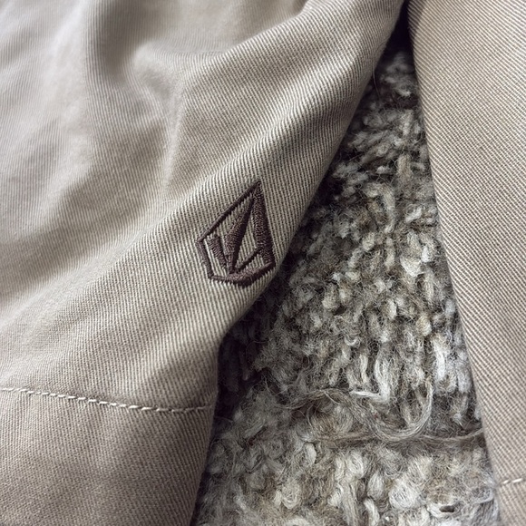 Volcom Men's Tan Shorts size 30 - Picture 5 of 5